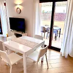 Apartament Waterfront *