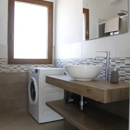 Waterfront אולביה